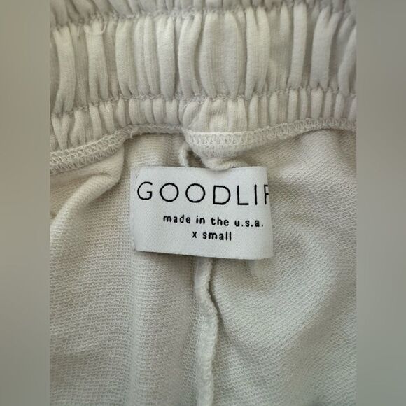 Goodlife Shorts  - Picture 4 of 5